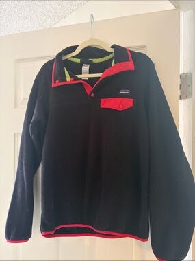 Patagonia Women’s Synchilla Black Fleece